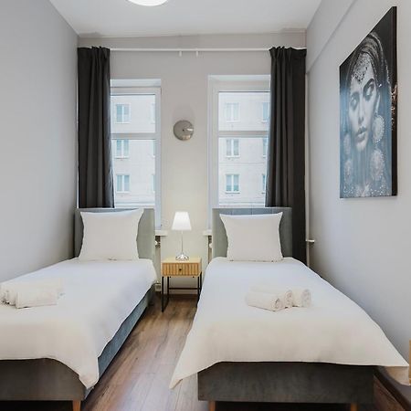 Hala Hostel - Pokoje Na Wylacznosc Tuz Przy Dworcu Gdynia Eksteriør billede